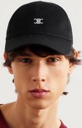 ǰ